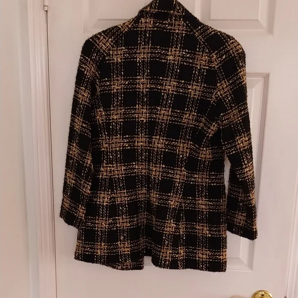 Beautiful winter jacket - Picture 4 of 5